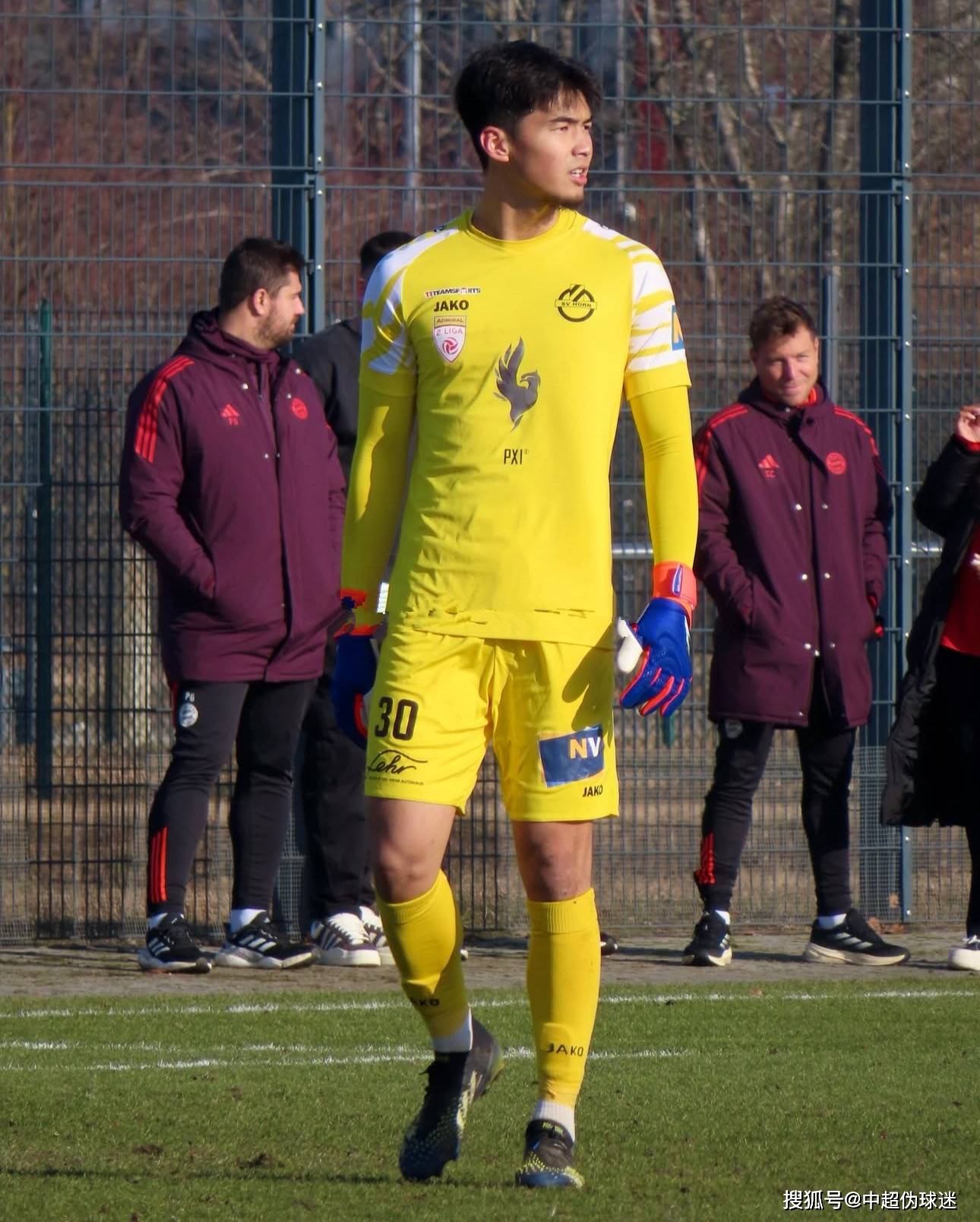 他在多次国 他在多次国