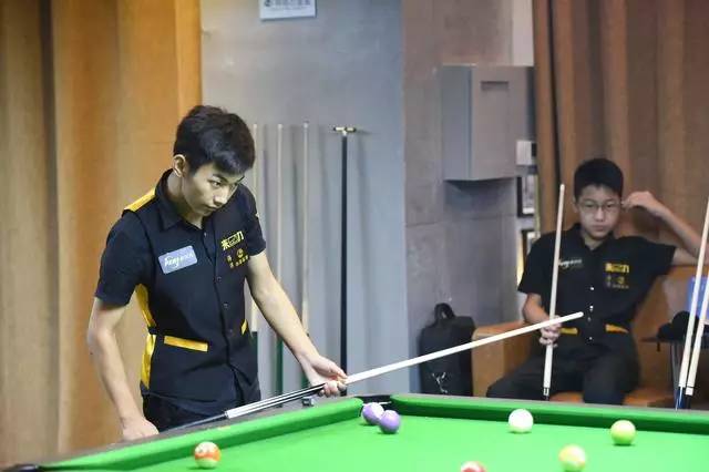 出色的年轻 出色的年轻