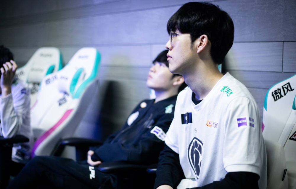 从球队过去 从球队过去