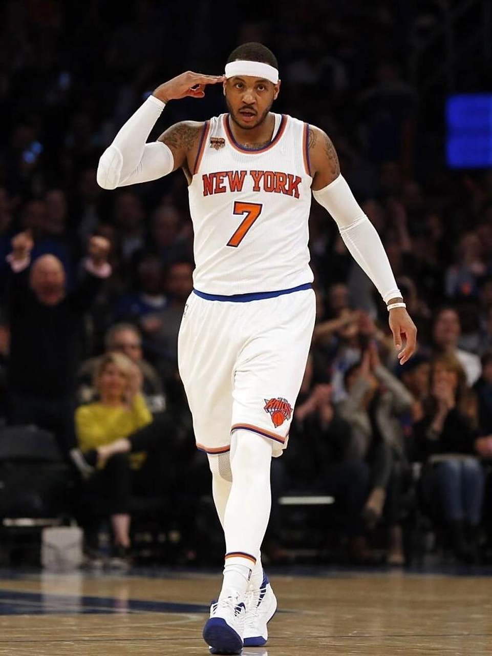 讨论一个看 讨论一个看