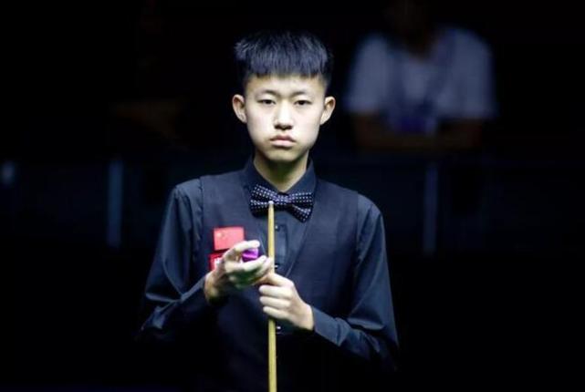 了现代足球 了现代足球